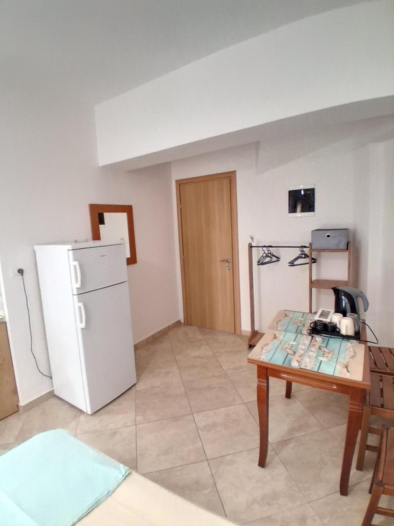Rooms With View Himare Phòng bức ảnh