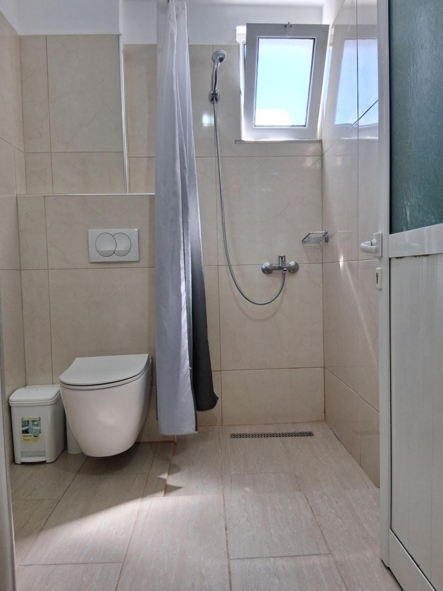 Rooms With View Himare Phòng bức ảnh