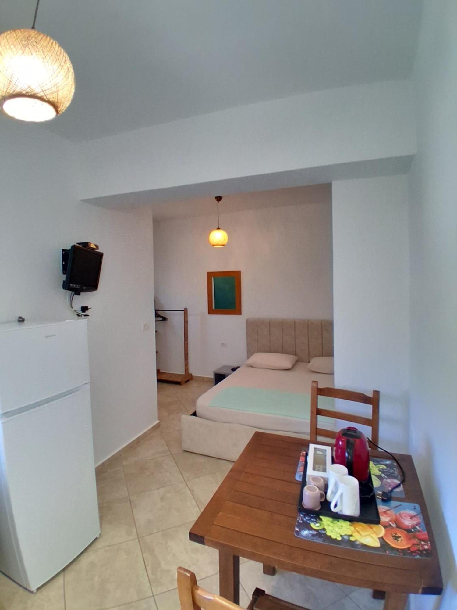Rooms With View Himare Phòng bức ảnh