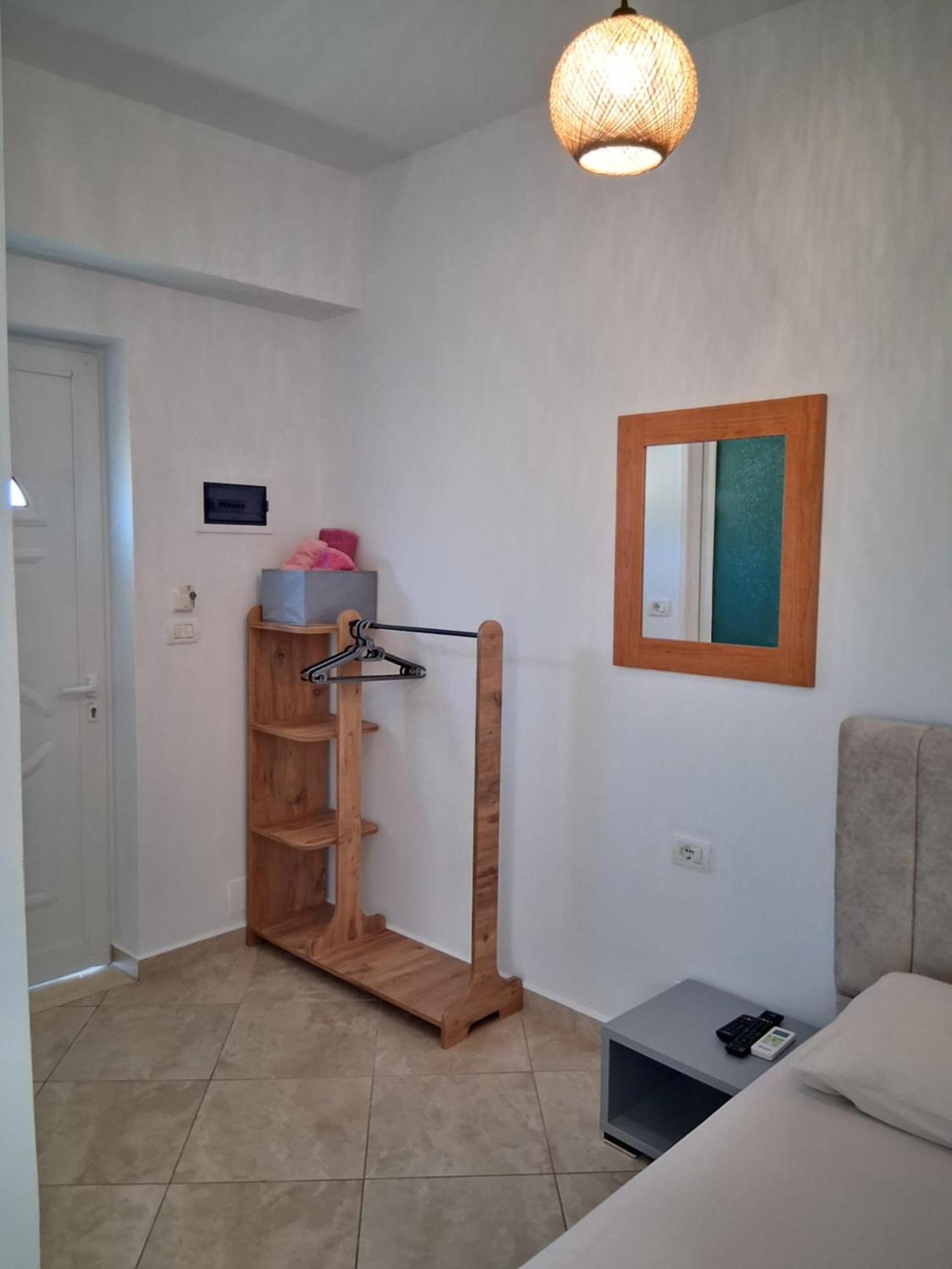 Rooms With View Himare Phòng bức ảnh